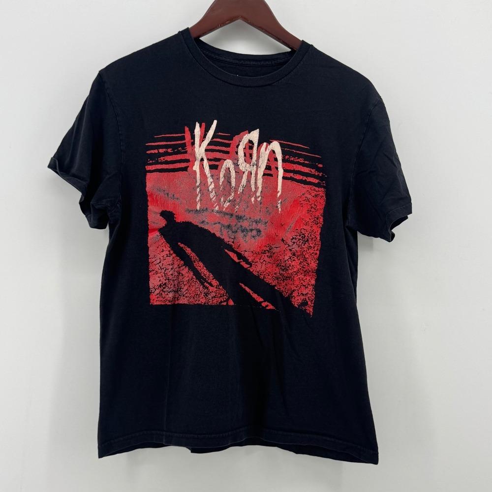 Korn Band Tee Mens Medium Black Red Graphic Logo Short Sleeve Cotton T-Shirt‎